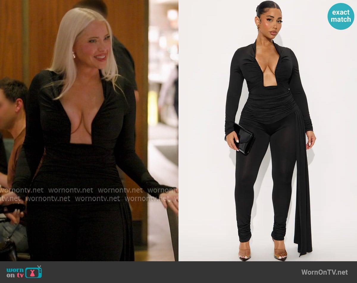 Olivia's Fashion Nova jumpsuit