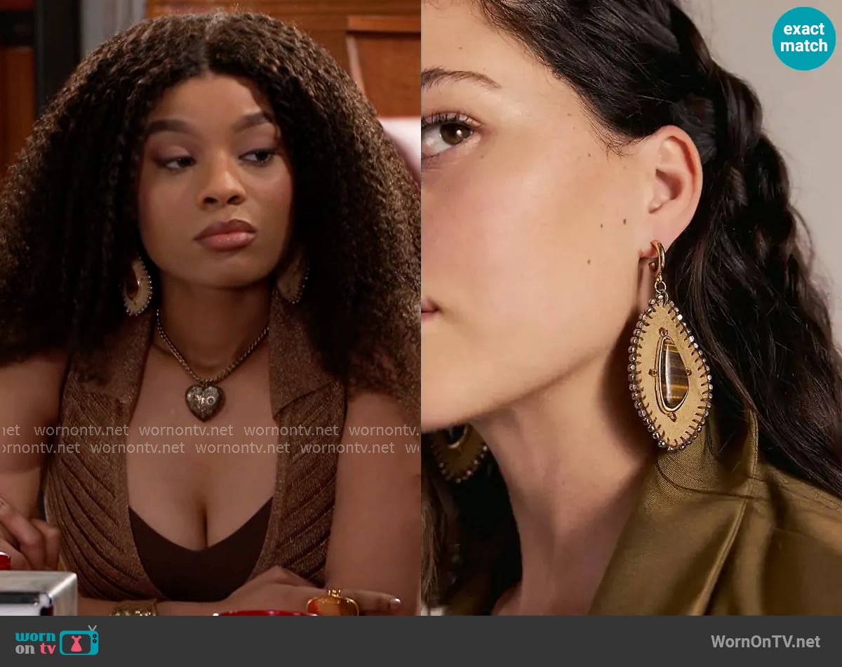Free People Hettie Dangle Earrings worn by Eva Thomas (Ambyr Michelle) on Beyond the Gates