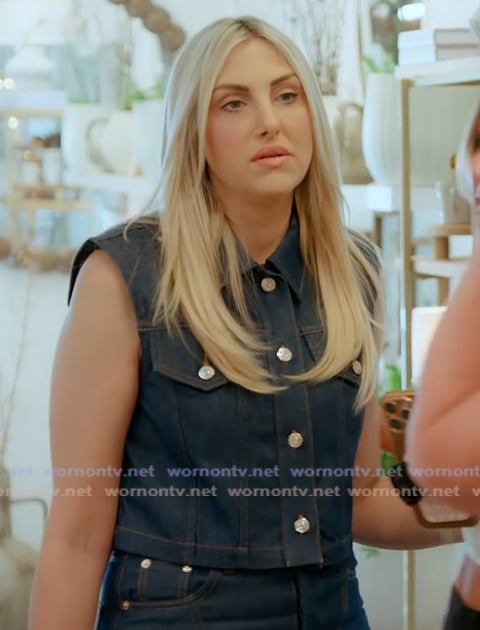 Gina’s denim vest and skirt on The Real Housewives of Orange County Gina’s denim vest and skirt on The Real Housewives of Orange County