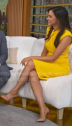 Hanna's beige heel pumps on Good Morning America