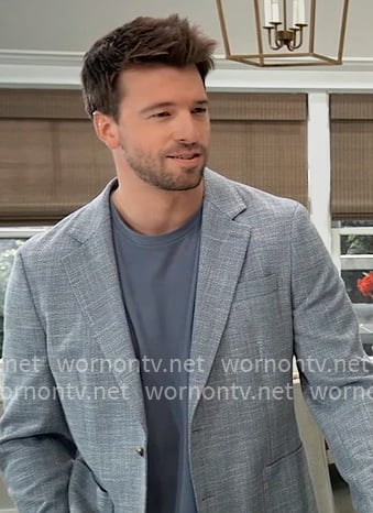 Hudson's blue blazer on General Hospital