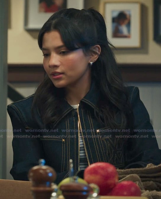 Jackie’s denim jacket and jeans on My Life with the Walter Boys Jackie’s denim jacket and jeans on My Life with the Walter Boys