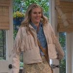 Josie’s fringed white jacket and cowboy boots on Leanne Josie’s fringed white jacket and cowboy boots on Leanne