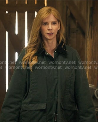 Katherine’s green field jacket on My Life with the Walter Boys Katherine’s green field jacket on My Life with the Walter Boys