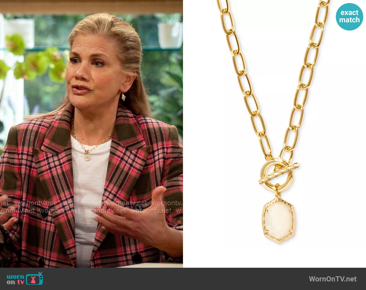 Carol's Kendra Scott necklace