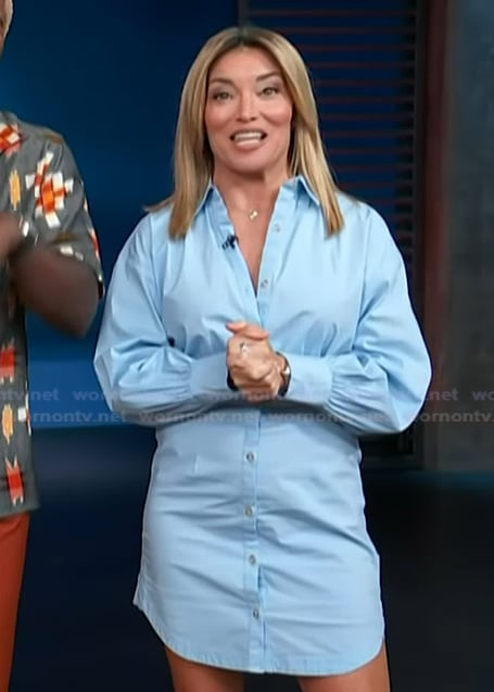 Kit’s blue dress on Access Hollywood Kit’s blue dress on Access Hollywood