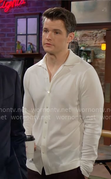 Kyle’s off-white button front knit shirt on The Young and the Restless Kyle’s off-white button front knit shirt on The Young and the Restless
