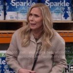 Leanne's beige jacket on Leanne