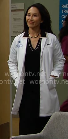 Li’s black polo collar dress on The Bold and the Beautiful Li’s black polo collar dress on The Bold and the Beautiful