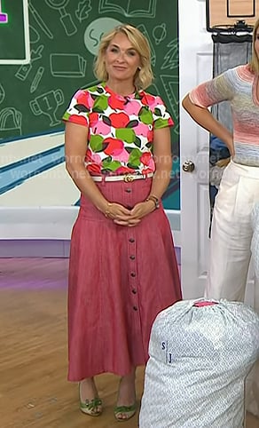 Meaghan Murphy’s apple print tee and pink denim skirt on Today Meaghan Murphy’s apple print tee and pink denim skirt on Today