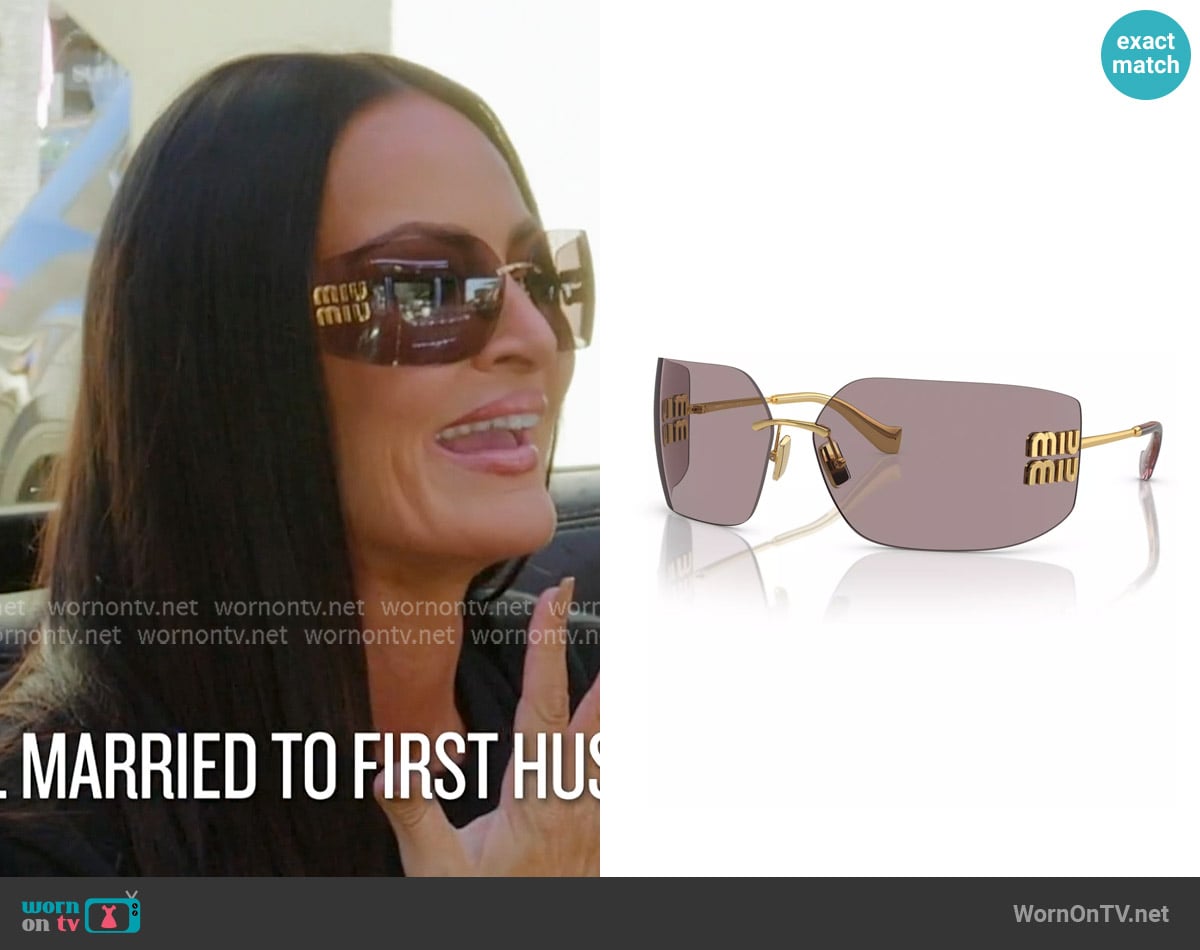 Lisa's Miu Miu sunglasses Lisa's Miu Miu sunglasses