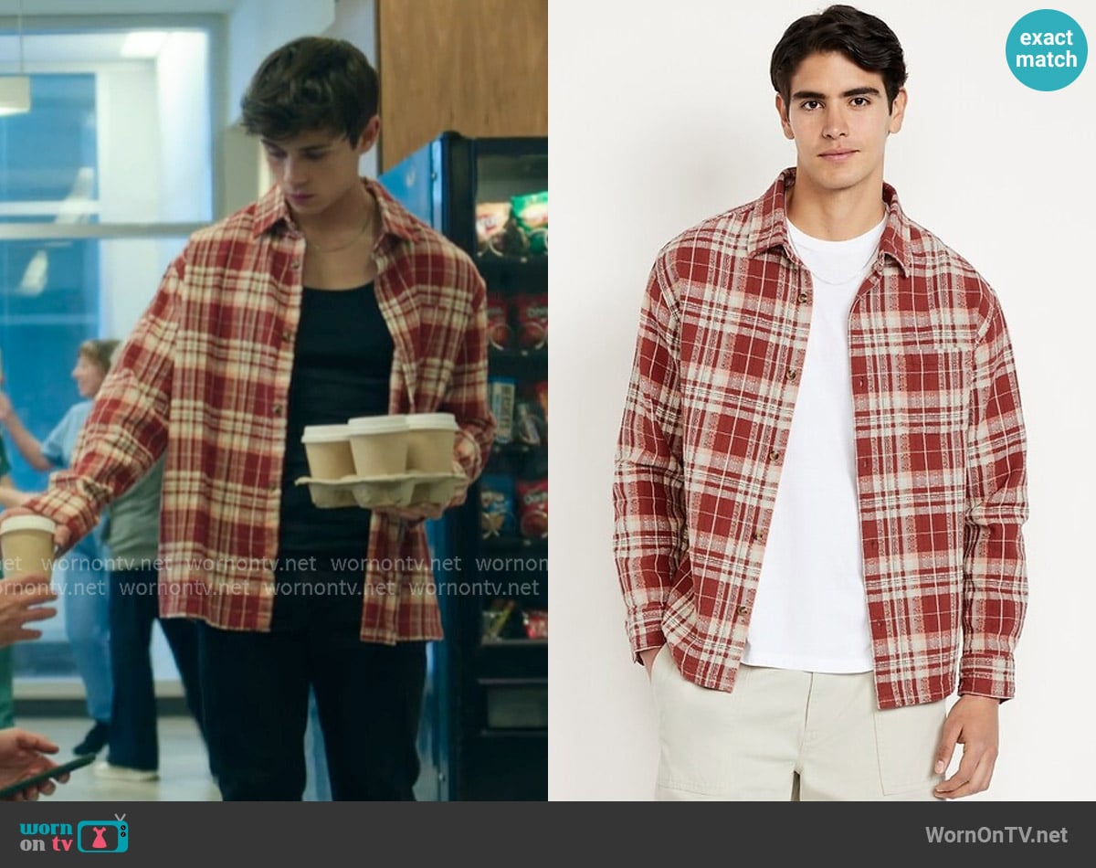 Old Navy Loose Fit Plaid Pocket Shirt worn by Alex Walter (Ashby Gentry) on My Life with the Walter Boys Old Navy Loose Fit Plaid Pocket Shirt worn by Alex Walter (Ashby Gentry) on My Life with the Walter Boys