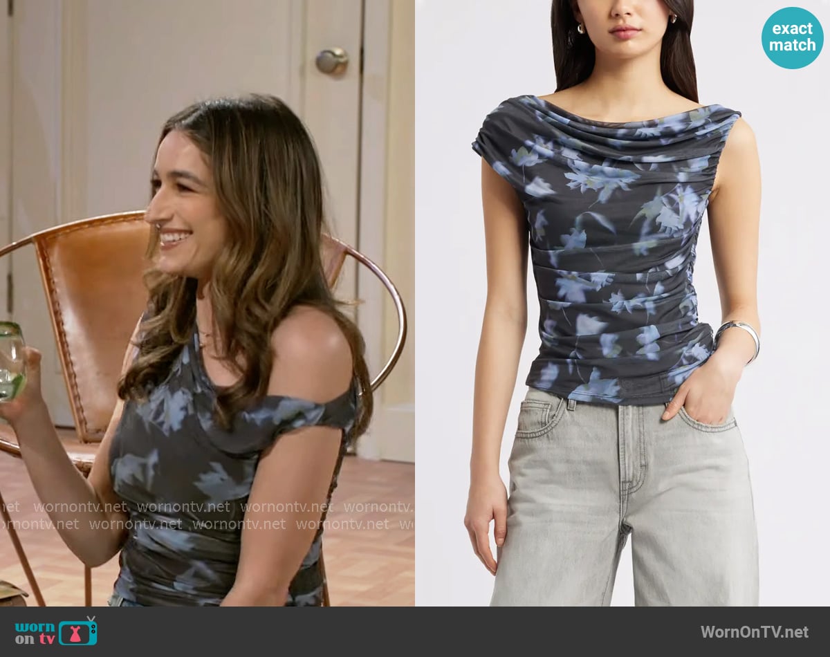 Ashley's Open Edit top Ashley's Open Edit top