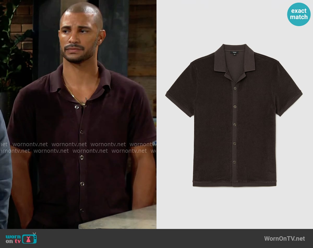 Reiss Eden Towelling Short-Sleeve Shirt in Chocolate Brown worn by Holden Novak (Nathan Owens) on The Young and the Restless Reiss Eden Towelling Short-Sleeve Shirt in Chocolate Brown worn by Holden Novak (Nathan Owens) on The Young and the Restless