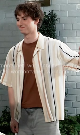 Rocco's cream striped shirt on General Hospital