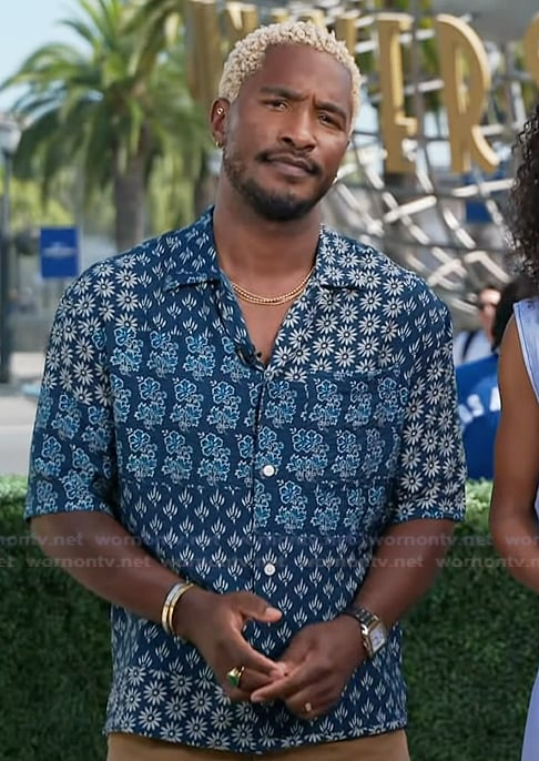 Scott’s blue floral print shirt on Access Hollywood Scott’s blue floral print shirt on Access Hollywood