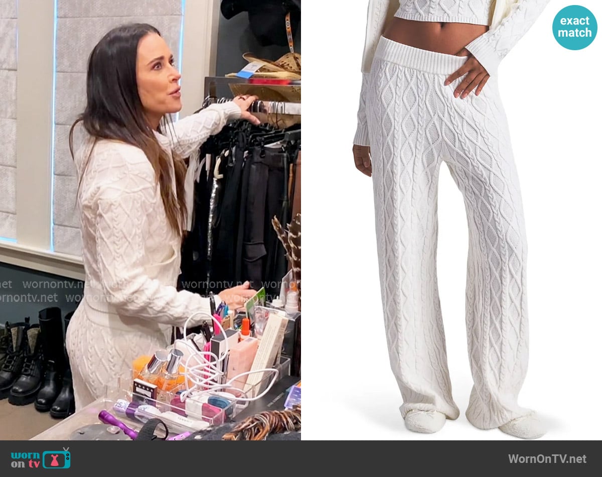 Skims Snow Bunny Straight Leg Pants worn by Kyle Richards on The Real Housewives Ultimate Girls Trip