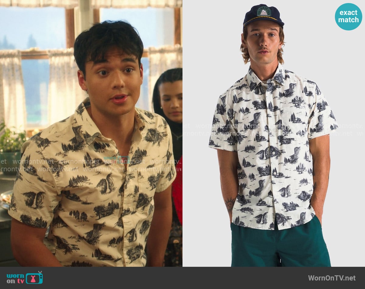 Eliot's The North Face shirt