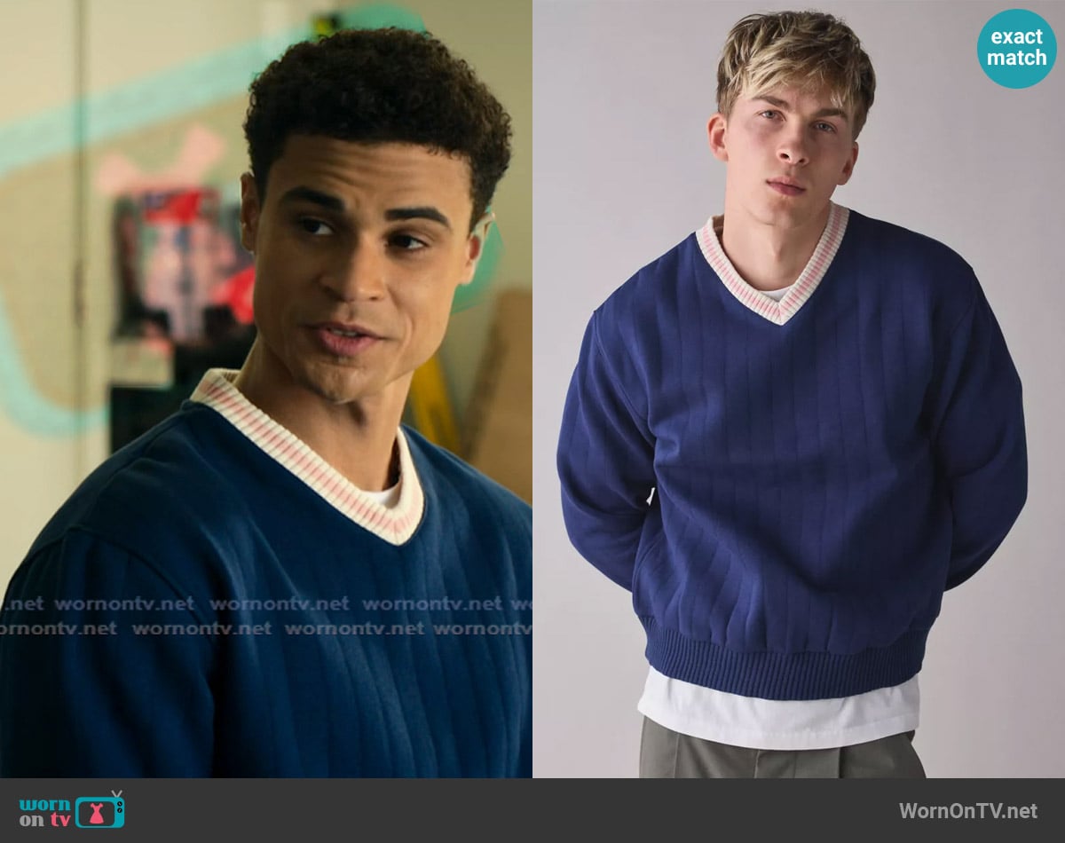 Urban Outfitters Marty Prep V-Neck Sweatshirt worn by Dylan Newsome (Ashley Tavares) on My Life with the Walter Boys Urban Outfitters Marty Prep V-Neck Sweatshirt worn by Dylan Newsome (Ashley Tavares) on My Life with the Walter Boys