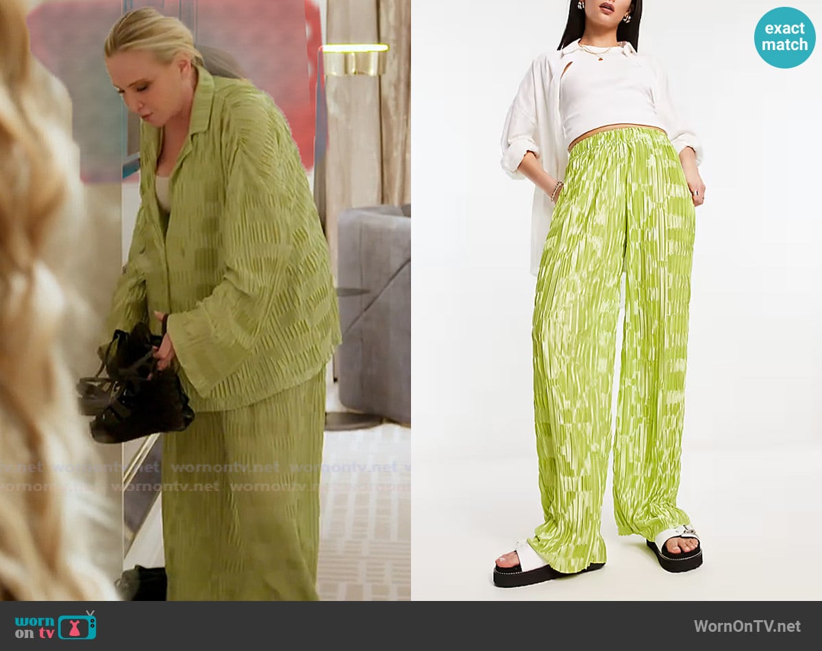 Shannon's Urban Threads pants