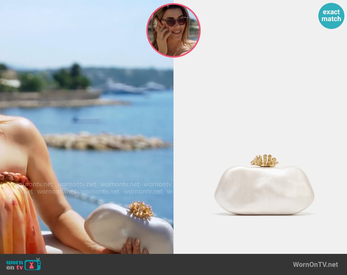 Zara Metallic Detail Clutch worn by Steffy Forrester (Jacqueline MacInnes Wood) on The Bold and the Beautiful Zara Metallic Detail Clutch worn by Steffy Forrester (Jacqueline MacInnes Wood) on The Bold and the Beautiful
