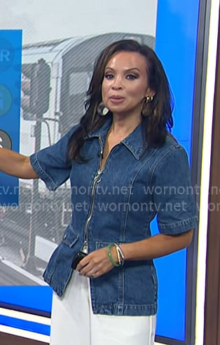 Adelle’s short sleeve denim jacket on Today Adelle’s short sleeve denim jacket on Today