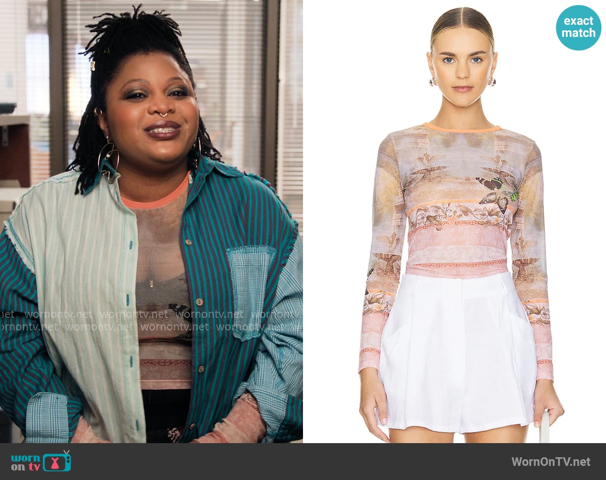 Alice + Olivia Delaina Top in Versailles worn by Adelola Olofin (Gbemisola Ikumelo) on The Paper Alice + Olivia Delaina Top in Versailles worn by Adelola Olofin (Gbemisola Ikumelo) on The Paper