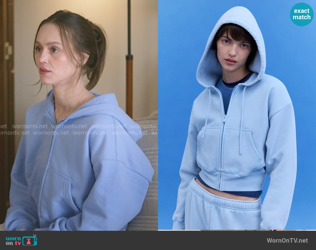 Mikayla's Aritzia sweater