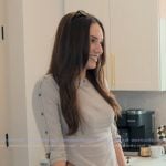 Ashtin’s gray asymmetric top on Earle Meets World