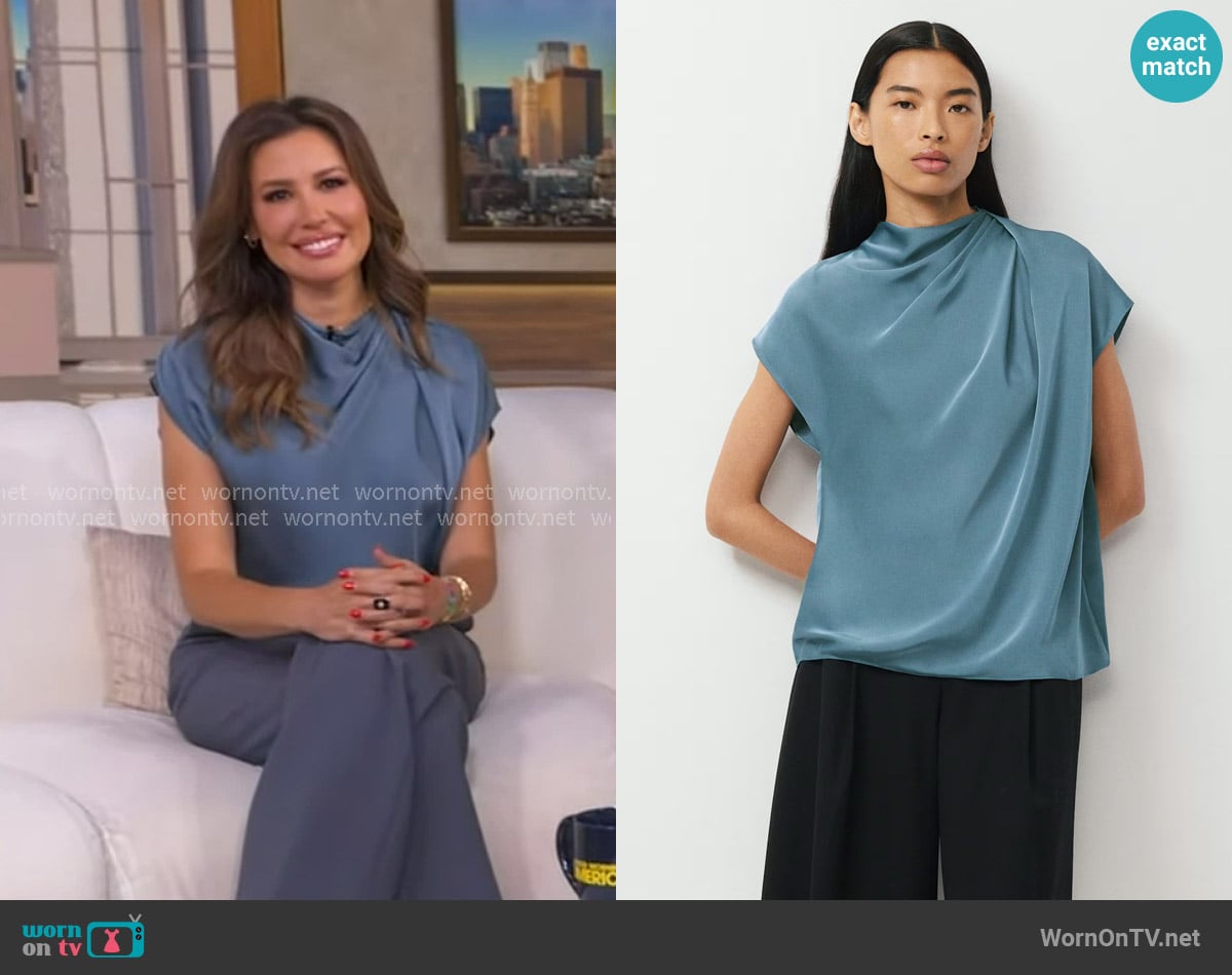Leslie's Babaton top