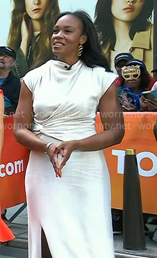 Blayne Alexander's ivory knot waist dress on Today