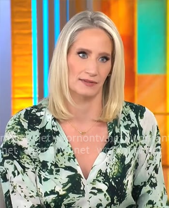 Caroline Polisi’s green printed top on CBS Mornings Caroline Polisi’s green printed top on CBS Mornings