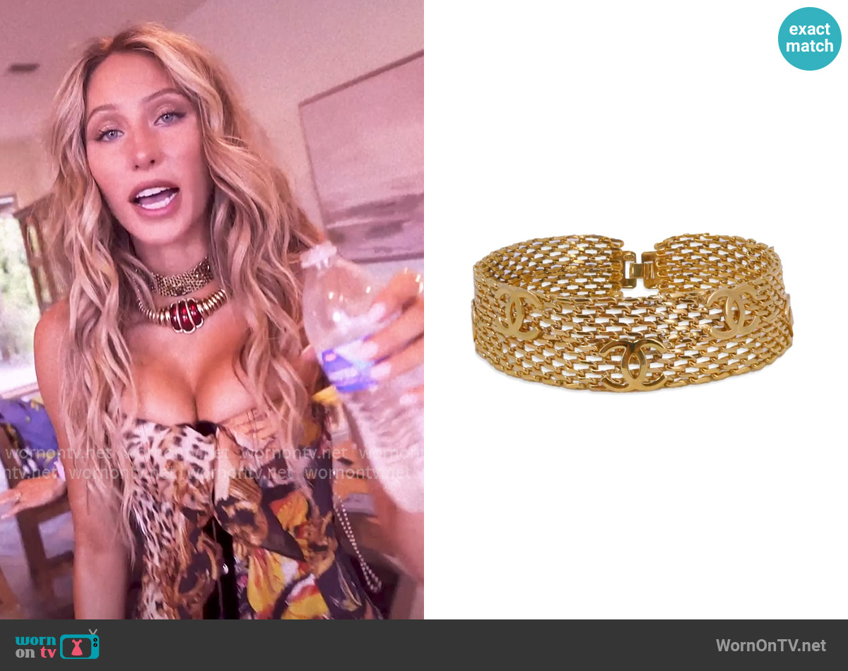 Alix's Chanel necklace