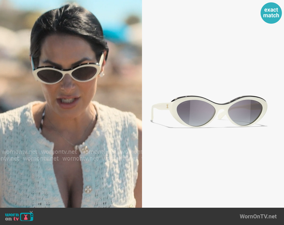 Chanel Acetate Oval Sunglasses worn by Ashley Earle on Earle Meets World Chanel Acetate Oval Sunglasses worn by Ashley Earle on Earle Meets World