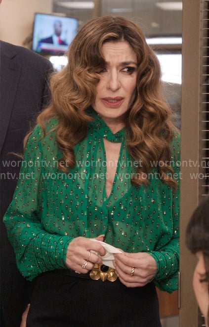 Esmerelda’s green blouse on The Paper Esmerelda’s green blouse on The Paper