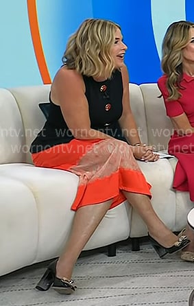 Jenna's black bow pumps on Today