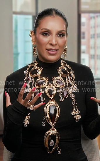 Jessel’s confesstional statement necklace on The Real Housewives of New York City Jessel’s confesstional statement necklace on The Real Housewives of New York City