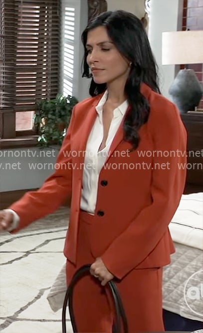 Justine's red suit on General Hospital Justine's red suit on General Hospital