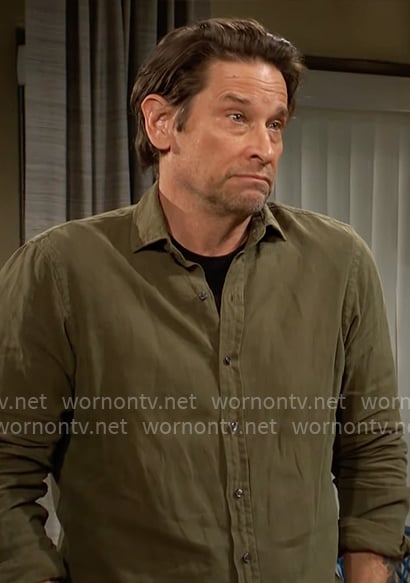 Matt’s green linen button down shirt on The Young and the Restless Matt’s green linen button down shirt on The Young and the Restless