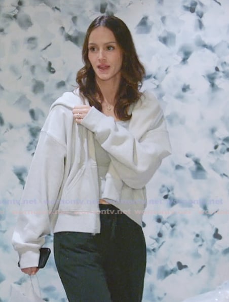 Mikayla’s light gray hoodie on The Secret Lives of Mormon Wives Mikayla’s light gray hoodie on The Secret Lives of Mormon Wives