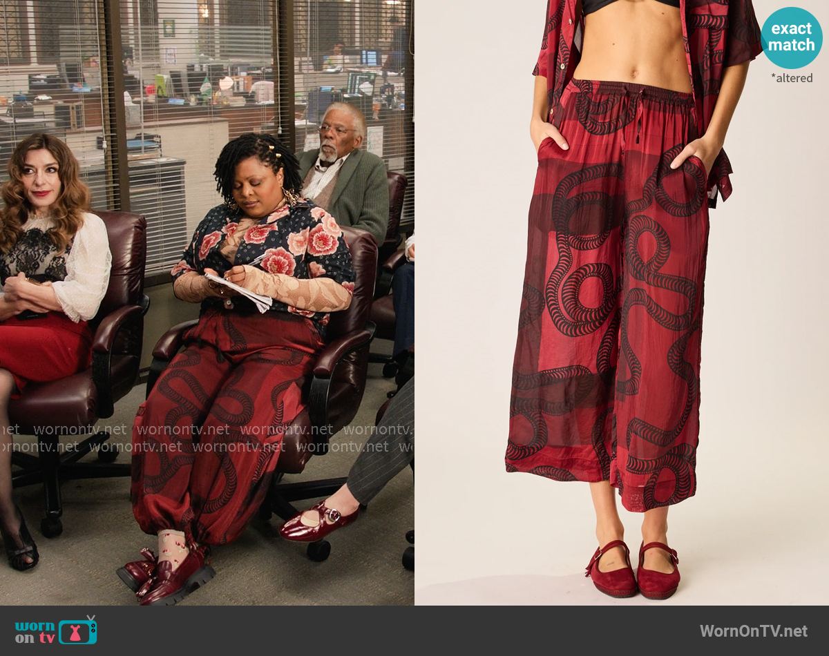Natalie Martin Lauren Pant in Ament Snake Oxblood worn by Adelola Olofin (Gbemisola Ikumelo) on The Paper