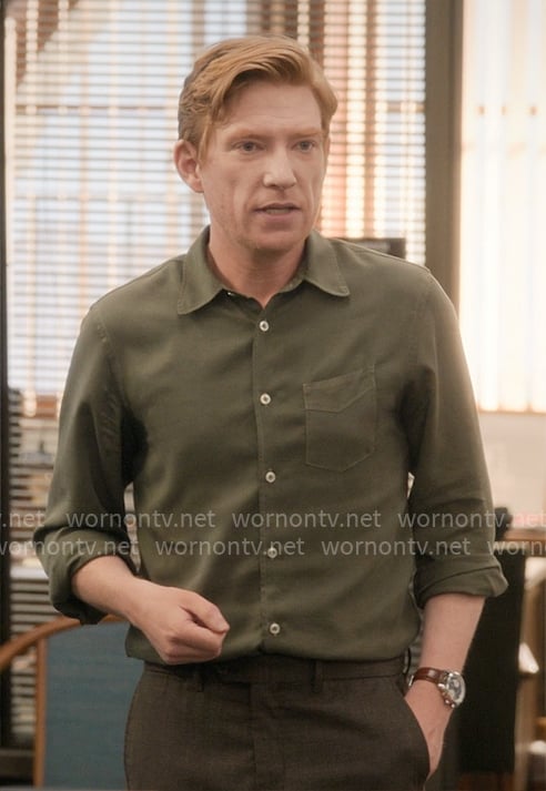 Ned's green button down shirt on The Paper
