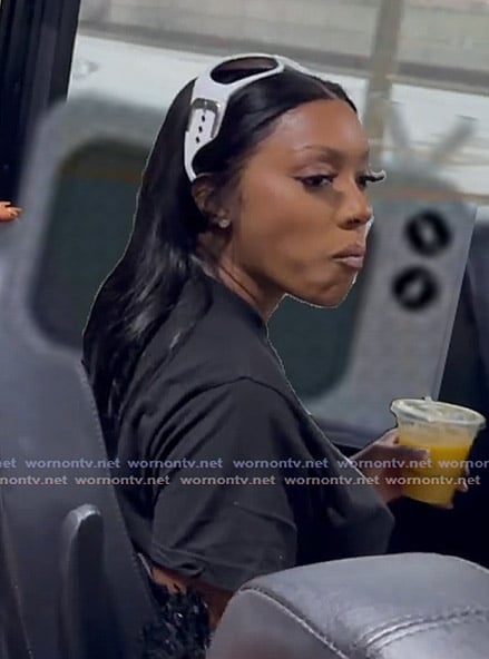 Porsha’s white sunglasses on The Real Housewives Ultimate Girls Trip Porsha’s white sunglasses on The Real Housewives Ultimate Girls Trip