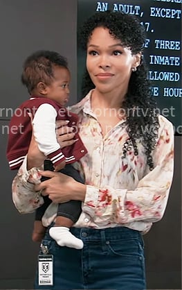 Portia’s abstract print top on General Hospital Portia’s abstract print top on General Hospital