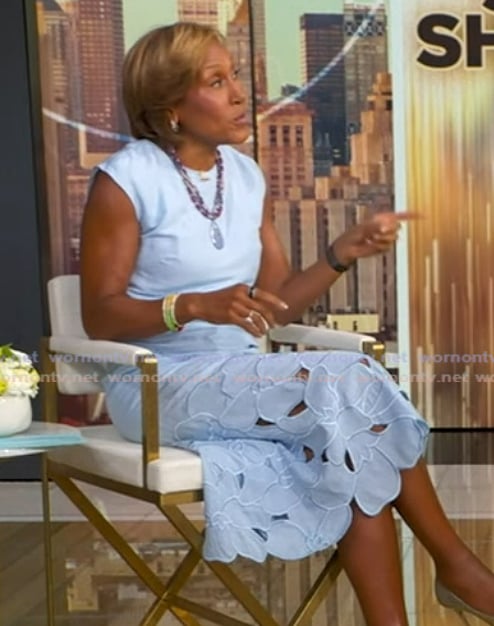 Robin’s blue embroidered dress on Good Morning America Robin’s blue embroidered dress on Good Morning America