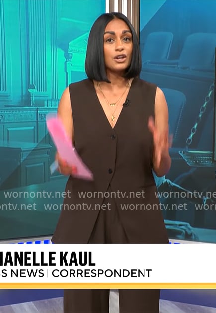 Shanelle Kaul’s long brown vest top on CBS Mornings Shanelle Kaul’s long brown vest top on CBS Mornings