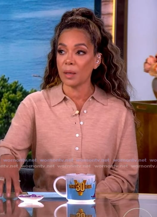 Sunny's beige belted shirtdress on The View