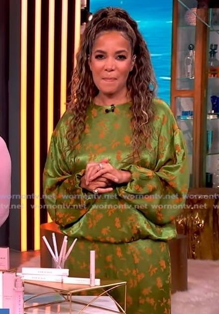 Sunny’s green floral print top and pants on The View Sunny’s green floral print top and pants on The View
