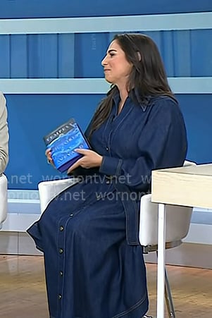 Victoria Aveyard’s belted denim shirtdress on Today Victoria Aveyard’s belted denim shirtdress on Today