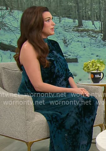 Anne Hathaway’s blue velvet asymmetric dress on CBS Mornings